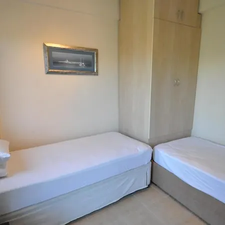 Sleeps 5 With Pool And Air Con * Gümüşlük